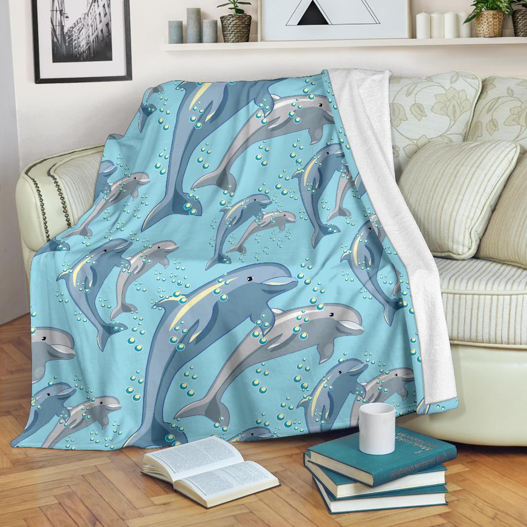 Dolphin Print Pattern Fleece Blanket