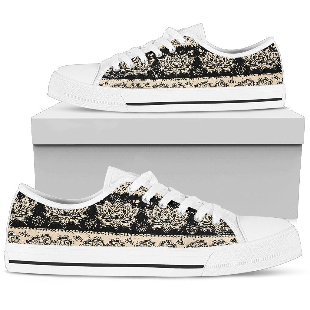 Elephant Hansa Lotus Pattern Men Low Top Shoes