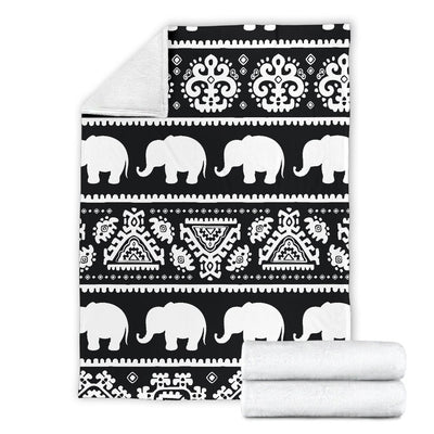 Elephant Pattern Fleece Blanket