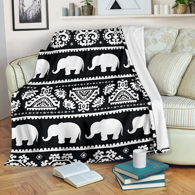 Elephant Pattern Fleece Blanket