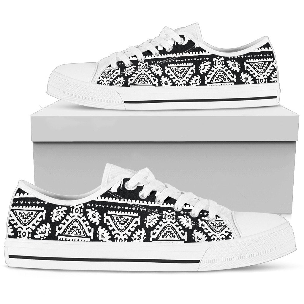 Elephant Pattern Men Low Top Shoes