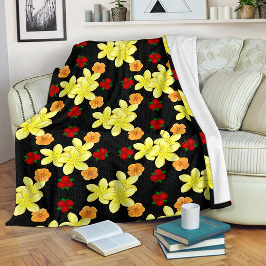Yellow Plumeria Pattern Print Design PM04 Fleece Blanket