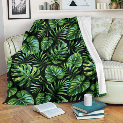 Palm Leaves Pattern Print Design PL013 Fleece Blanket