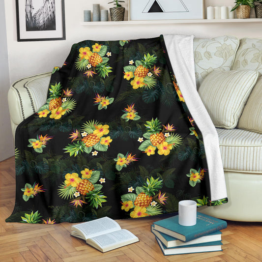 Pineapple Tropical Flower Print Pattern Fleece Blanket