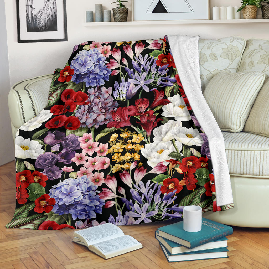Summer Floral Pattern Print Design SF04 Fleece Blanket
