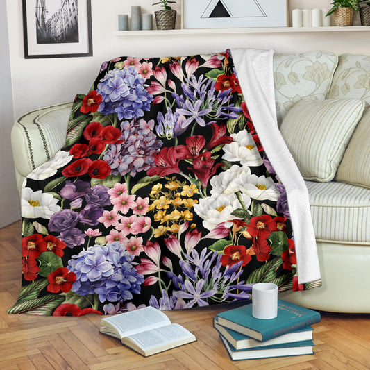 Summer Floral Pattern Print Design SF04 Fleece Blanket