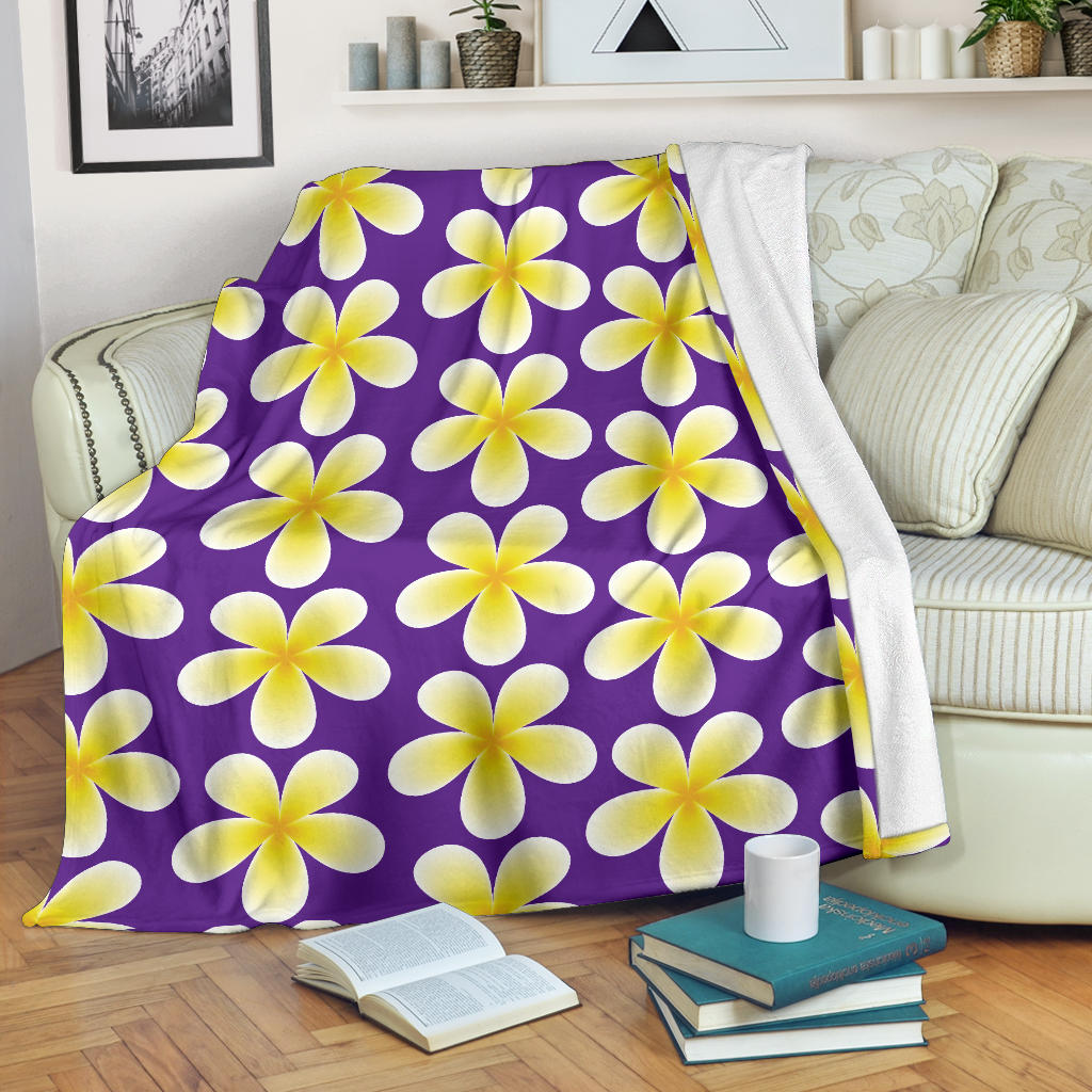 Yellow Plumeria Pattern Print Design PM05 Fleece Blanket