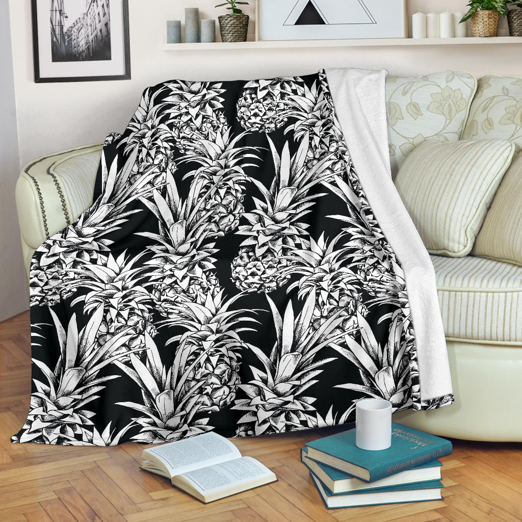 Pineapple Pattern Print Design PP08 Fleece Blanket