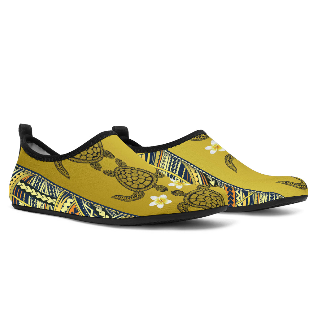 Polynesian Turtle Hawaiian Design Print Aqua Water Shoes