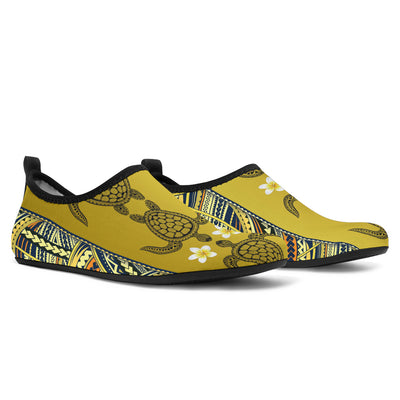 Polynesian Turtle Hawaiian Design Print Aqua Water Shoes