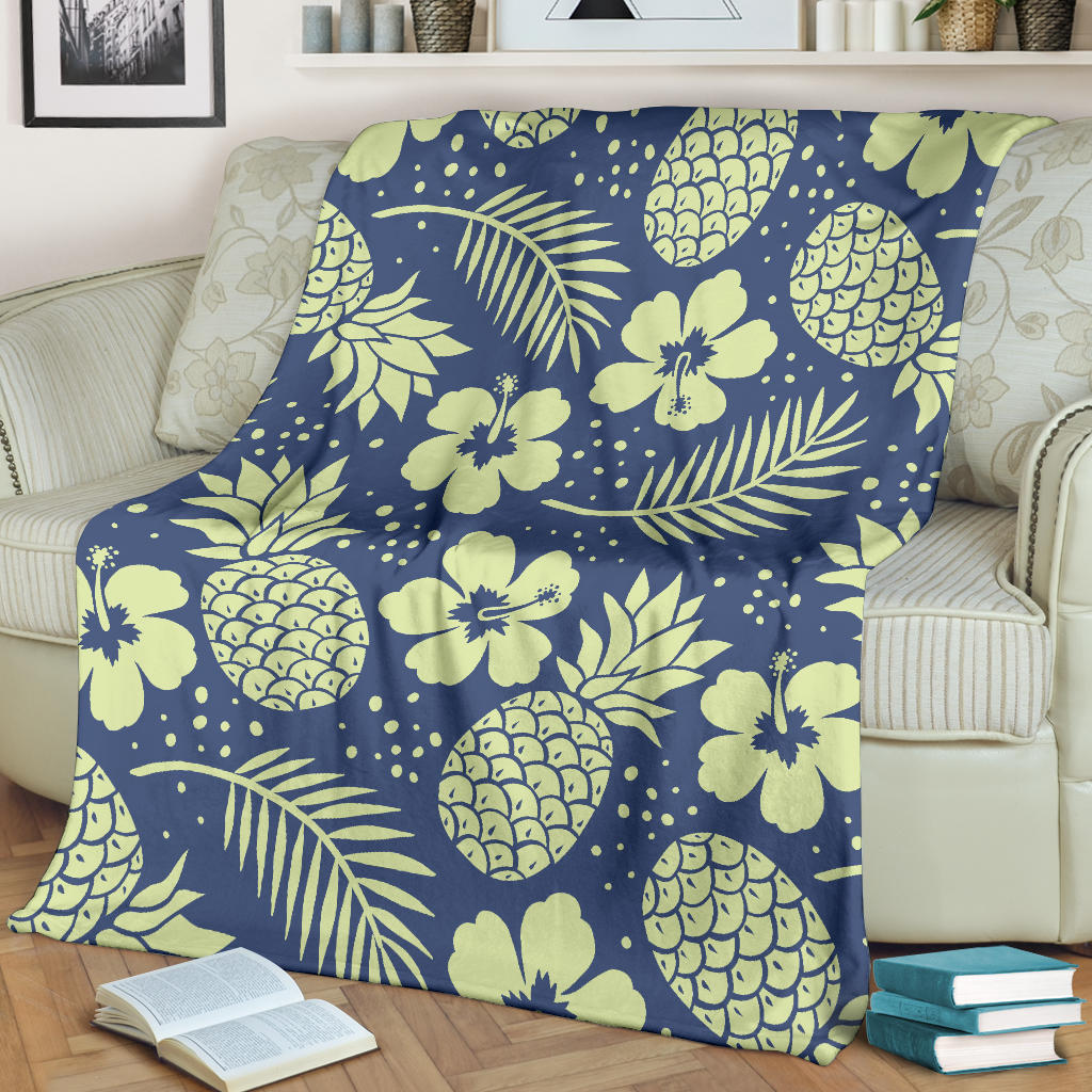 Pineapple Pattern Print Design PP07 Fleece Blanket