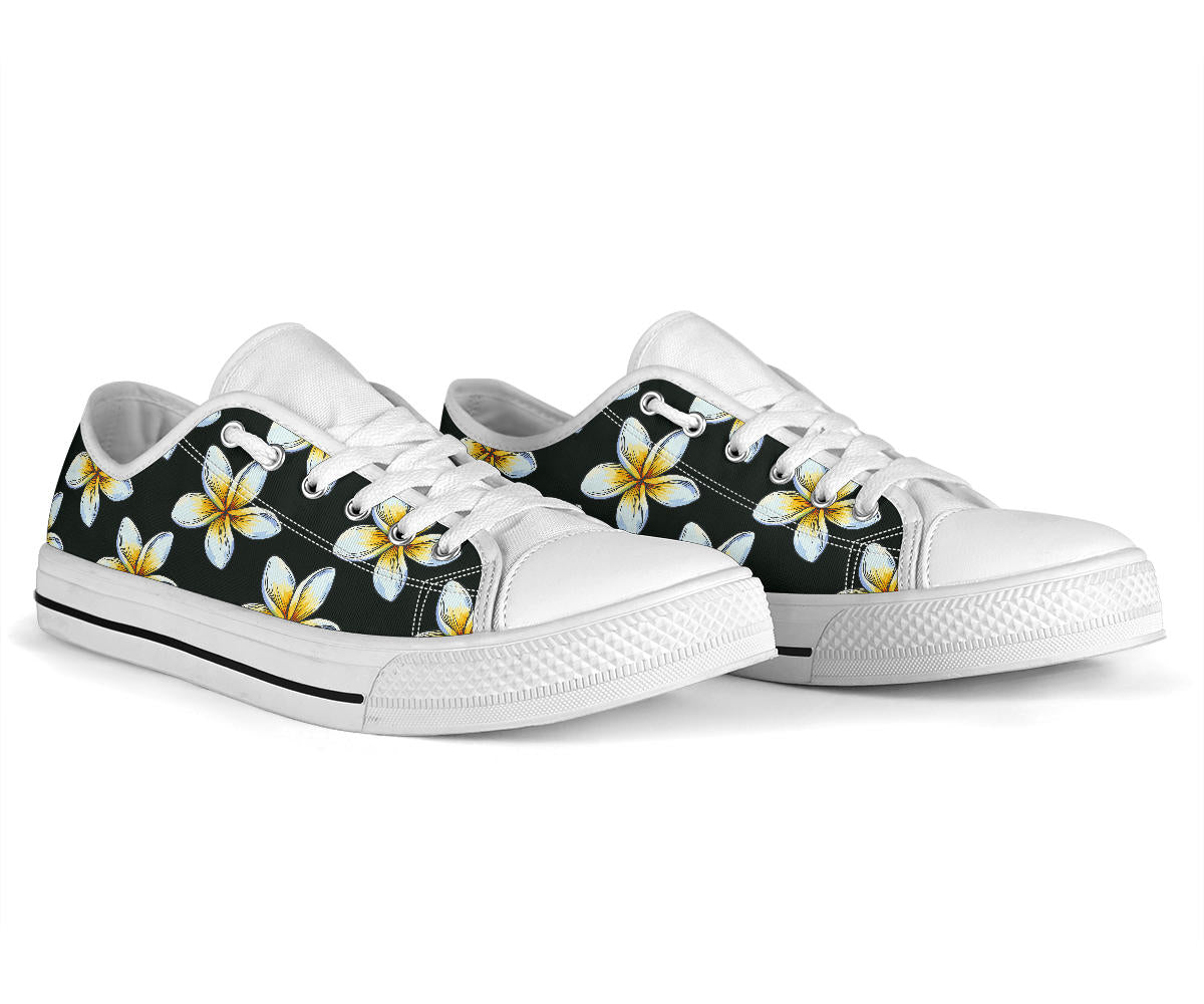 White Plumeria Pattern Print Design PM022 White Bottom Low Top Shoes