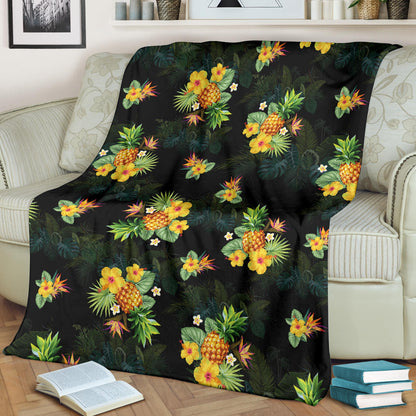 Pineapple Tropical Flower Print Pattern Fleece Blanket