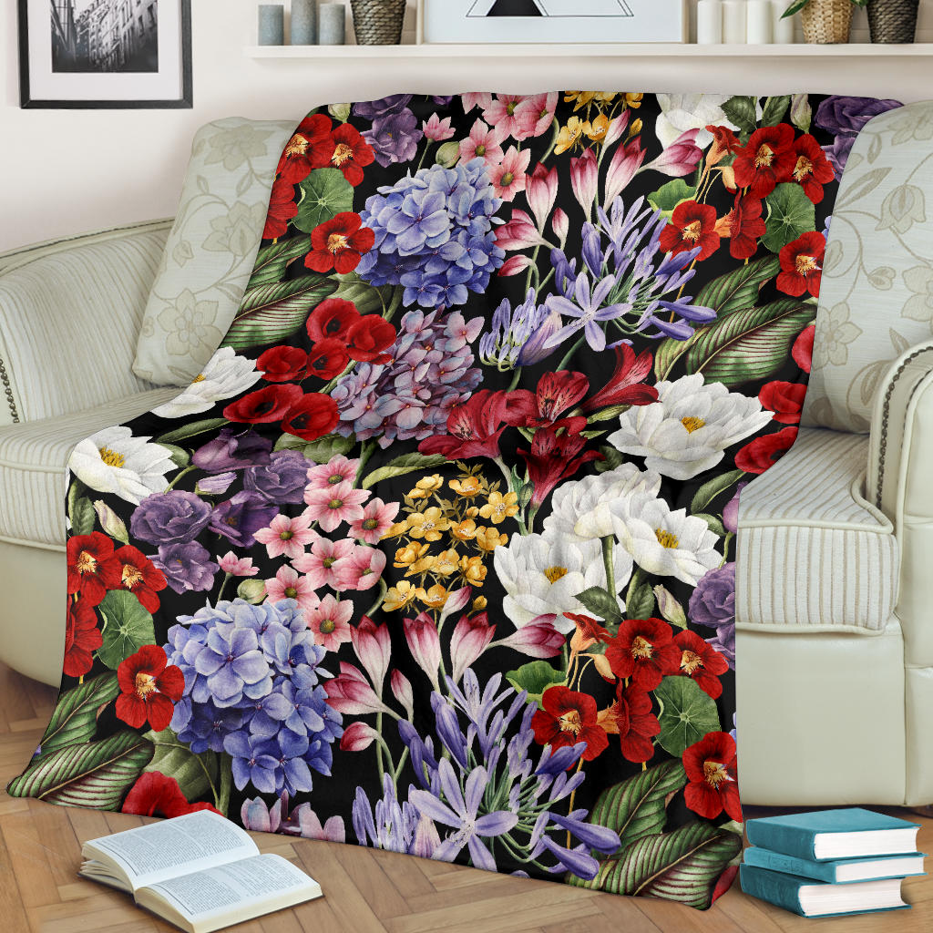 Summer Floral Pattern Print Design SF04 Fleece Blanket