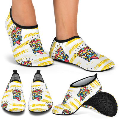 Tiki Smile Mask Print Pattern Aqua Water Shoes