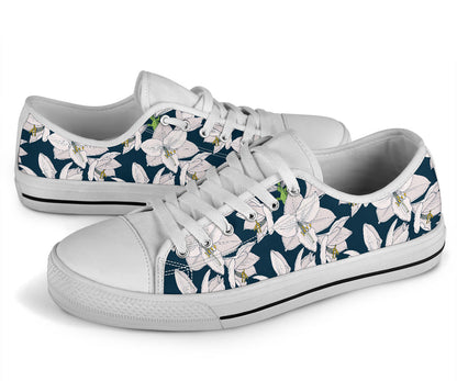 Amaryllis Pattern Print Design AL02 White Bottom Low Top Shoes