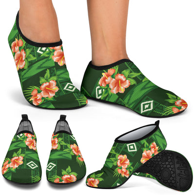 Hibiscus Pattern Print Design HB05 Aqua Water Shoes