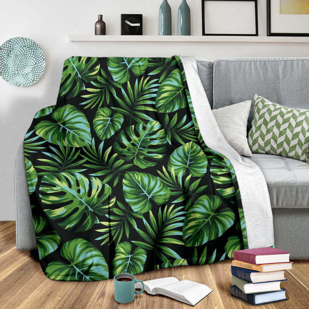 Palm Leaves Pattern Print Design PL013 Fleece Blanket