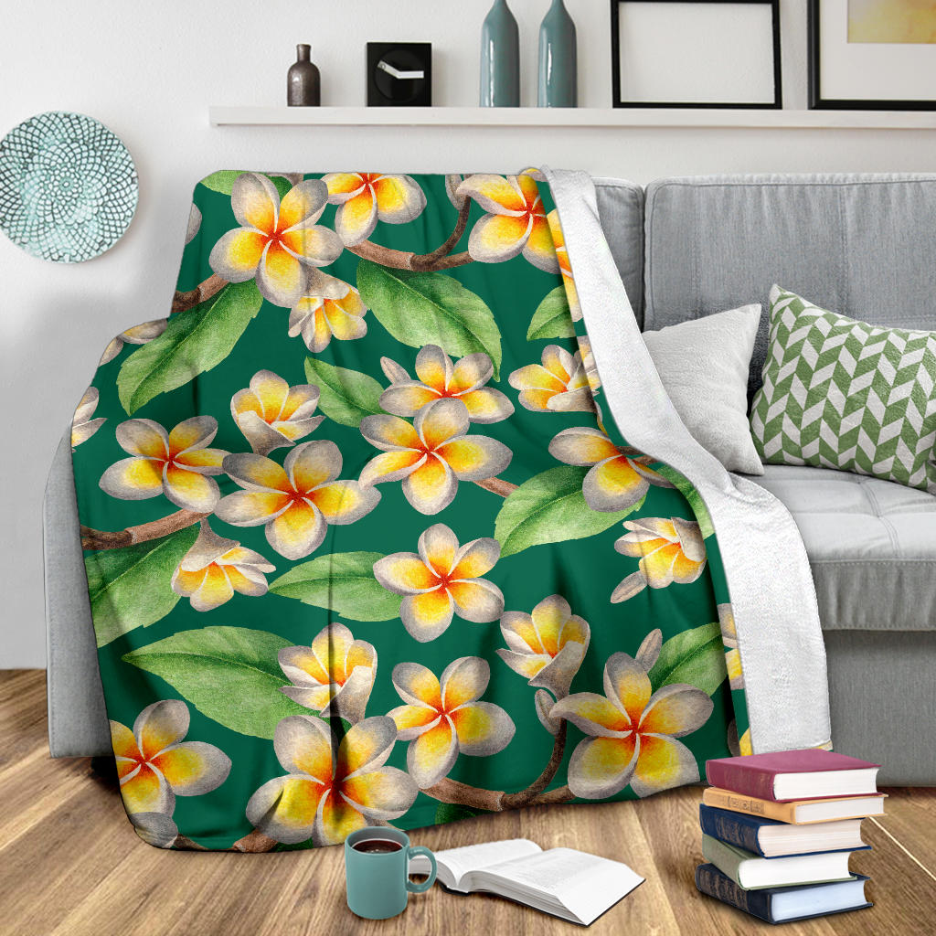 Plumeria Pattern Print Design PM07 Fleece Blanket