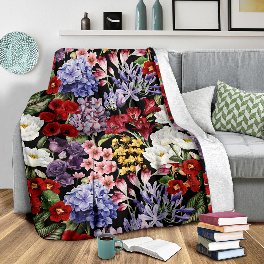 Summer Floral Pattern Print Design SF04 Fleece Blanket