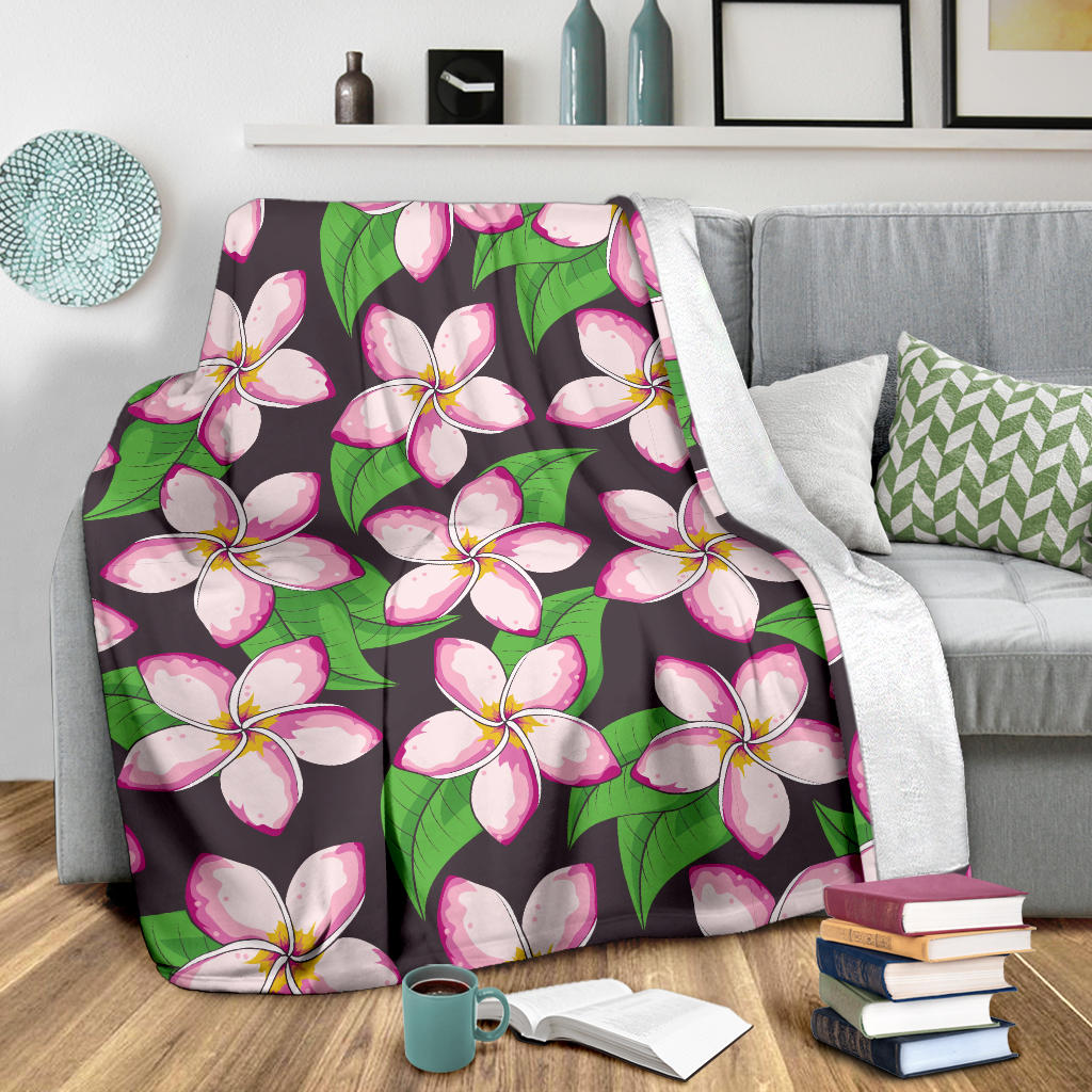 Pink Plumeria Pattern Print Design PM019 Fleece Blanket