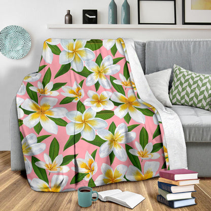 White Plumeria Pattern Print Design PM011 Fleece Blanket