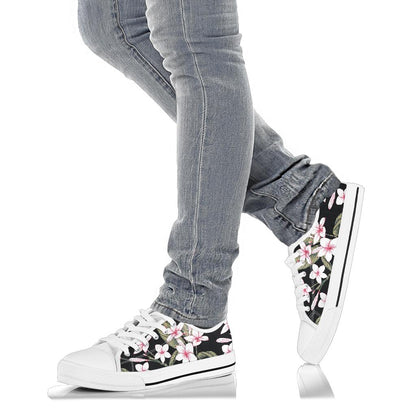 Plumeria Pattern Print Design PM021 White Bottom Low Top Shoes