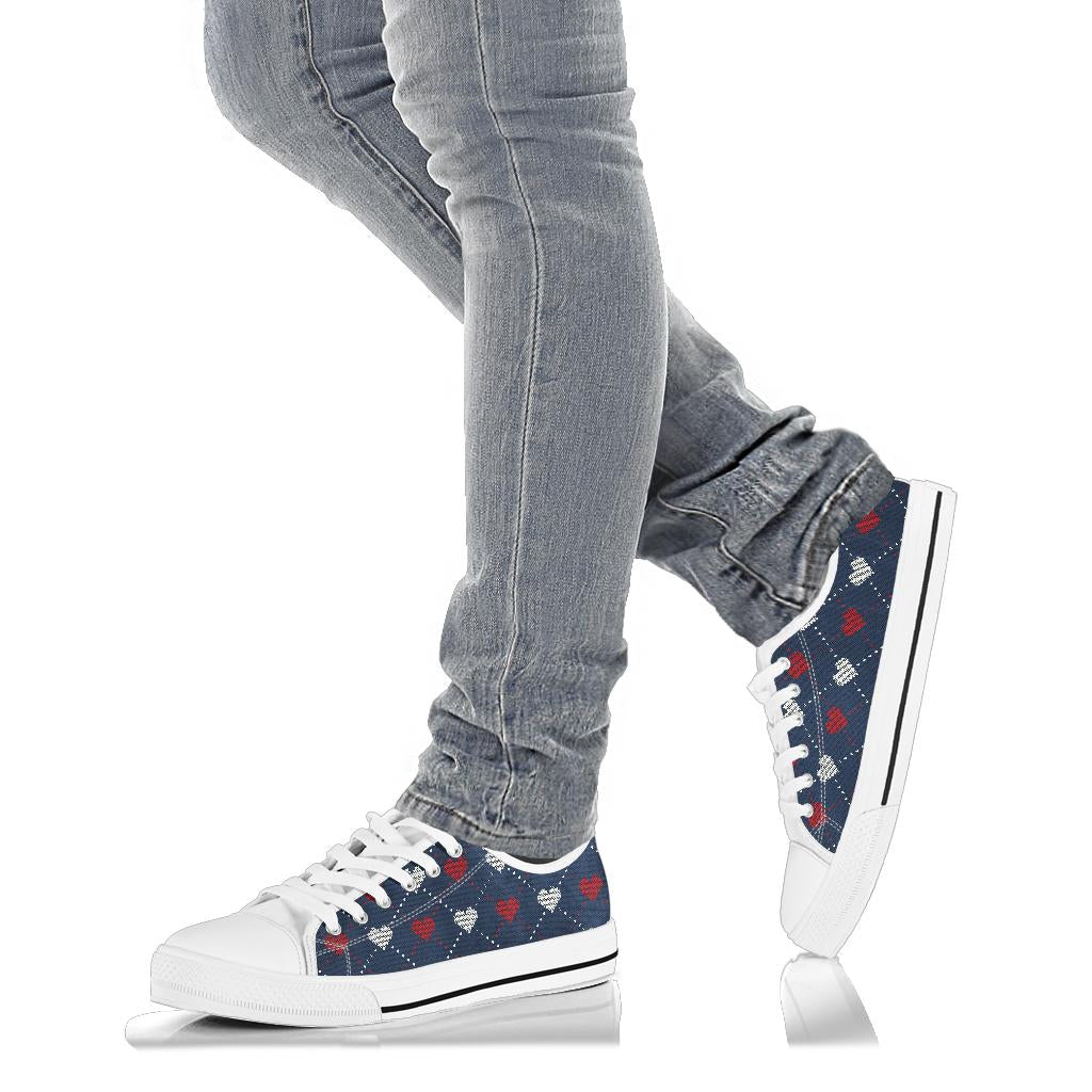 Heart Knit Pattern Print Design HE05 White Bottom Low Top Shoes