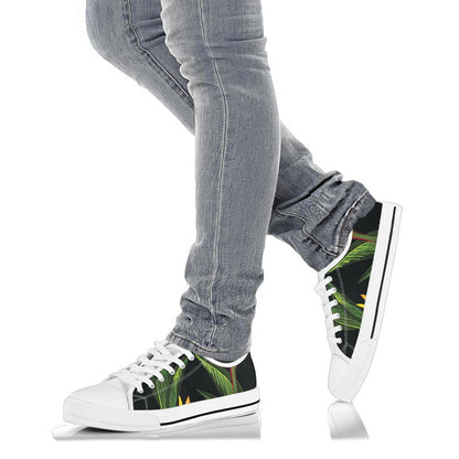 Bird Of Paradise Pattern Print Design BOP012 White Bottom Low Top Shoes