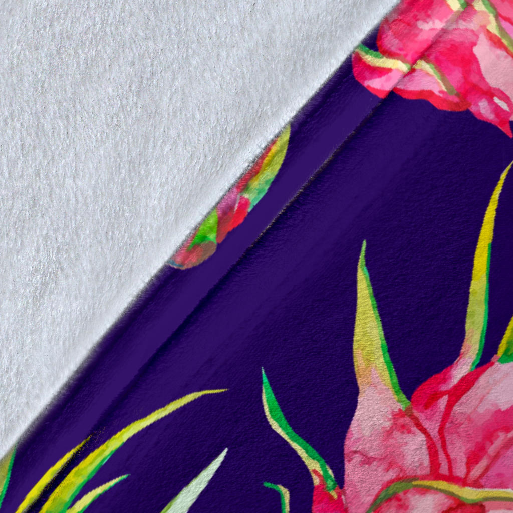 Dragonfruit Pattern Print Design DF02 Fleece Blanket