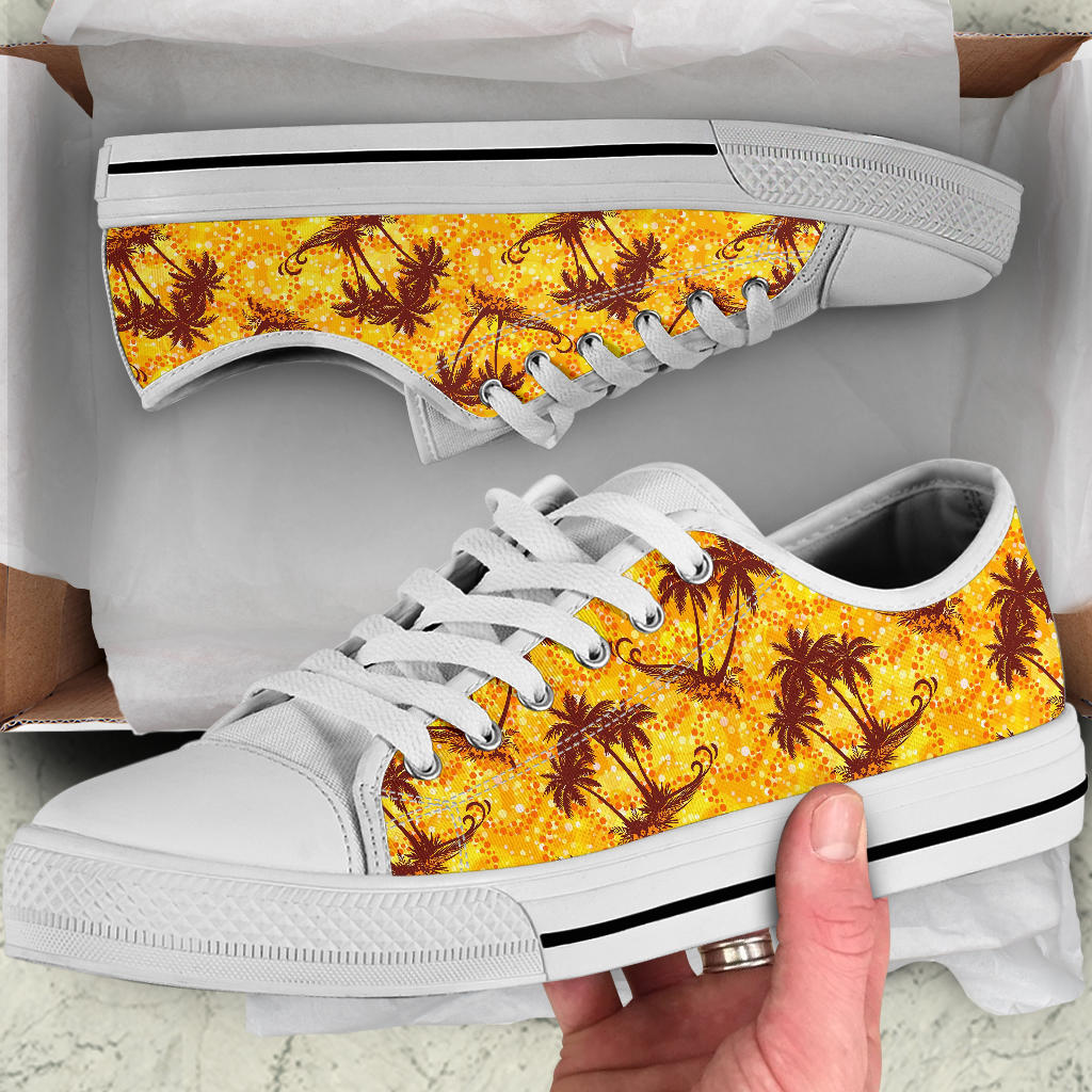 Palm Tree Pattern Print Design PT012 White Bottom Low Top Shoes