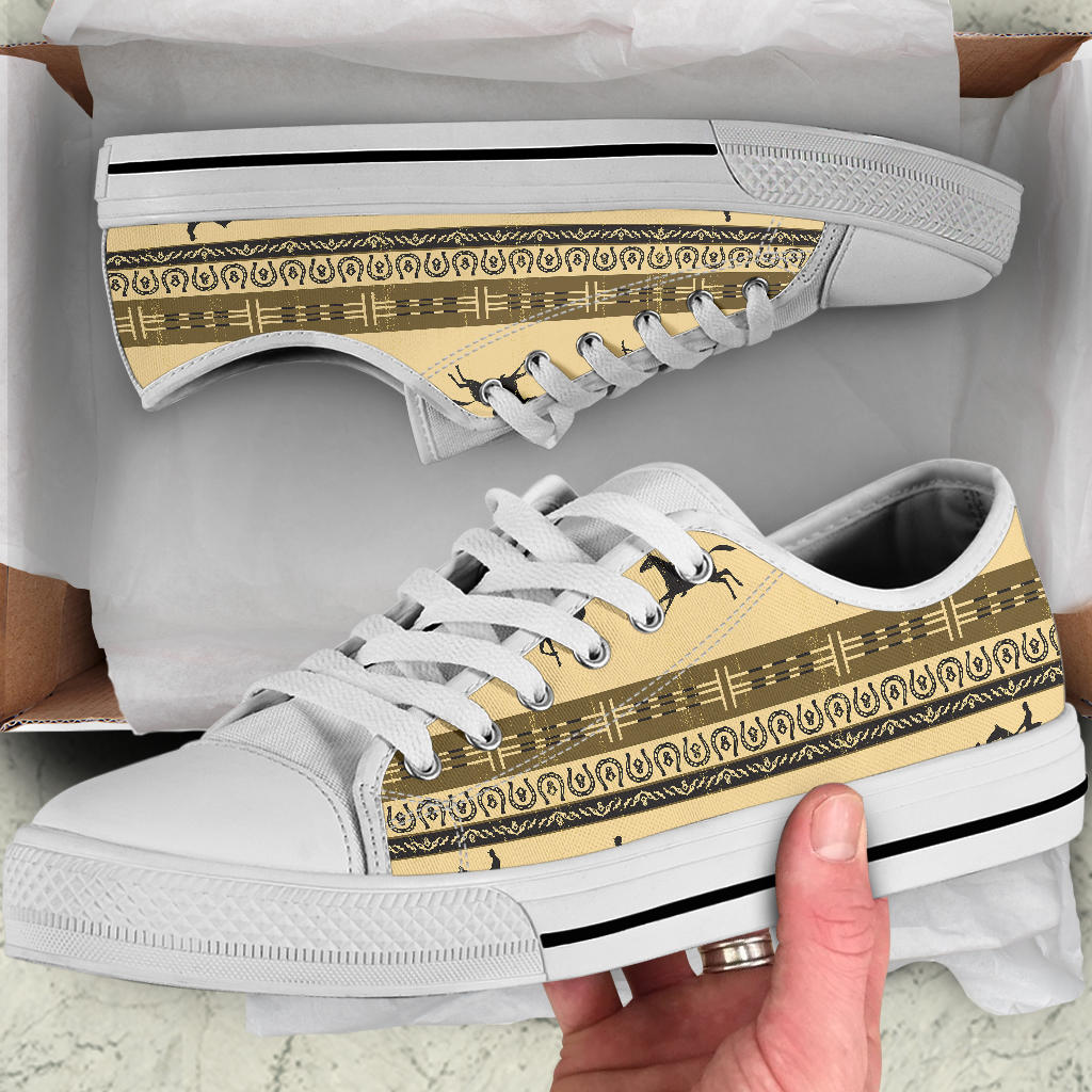 Horse Pattern Prnt White Bottom Low Top Shoes