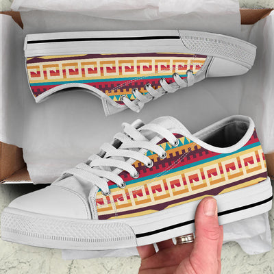 Tribal Aztec Vintage White Bottom Low Top Shoes