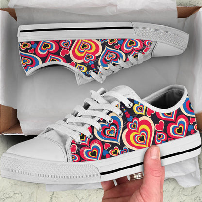 Heart Pattern Print Design HE08 White Bottom Low Top Shoes