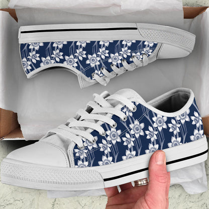 Daffodils Pattern Print Design DF09 White Bottom Low Top Shoes