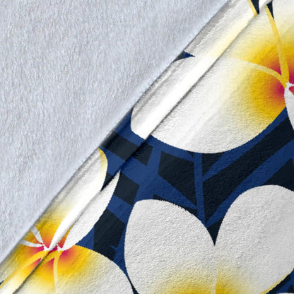 Plumeria Pattern Print Design PM026 Fleece Blanket
