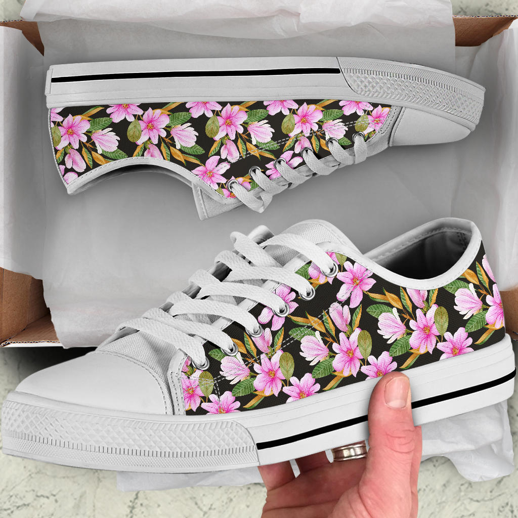 Magnolia Pattern Print Design MAG08 White Bottom Low Top Shoes