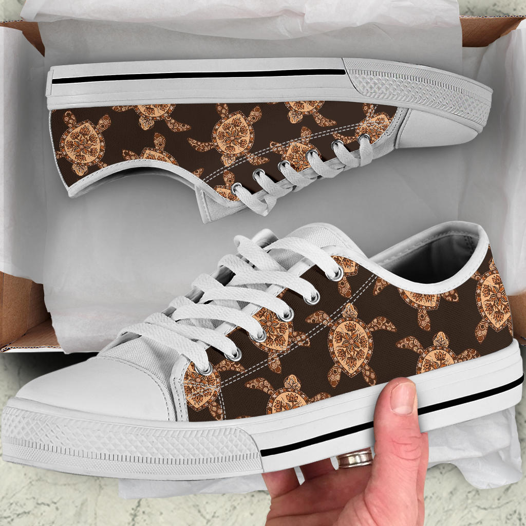 Tribal Sea Turtle Pattern Print Design T09 White Bottom Low Top Shoes