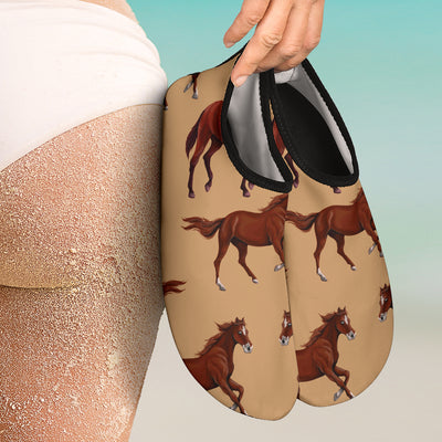 Brown Horse Print Pattern Aqua Water Shoes