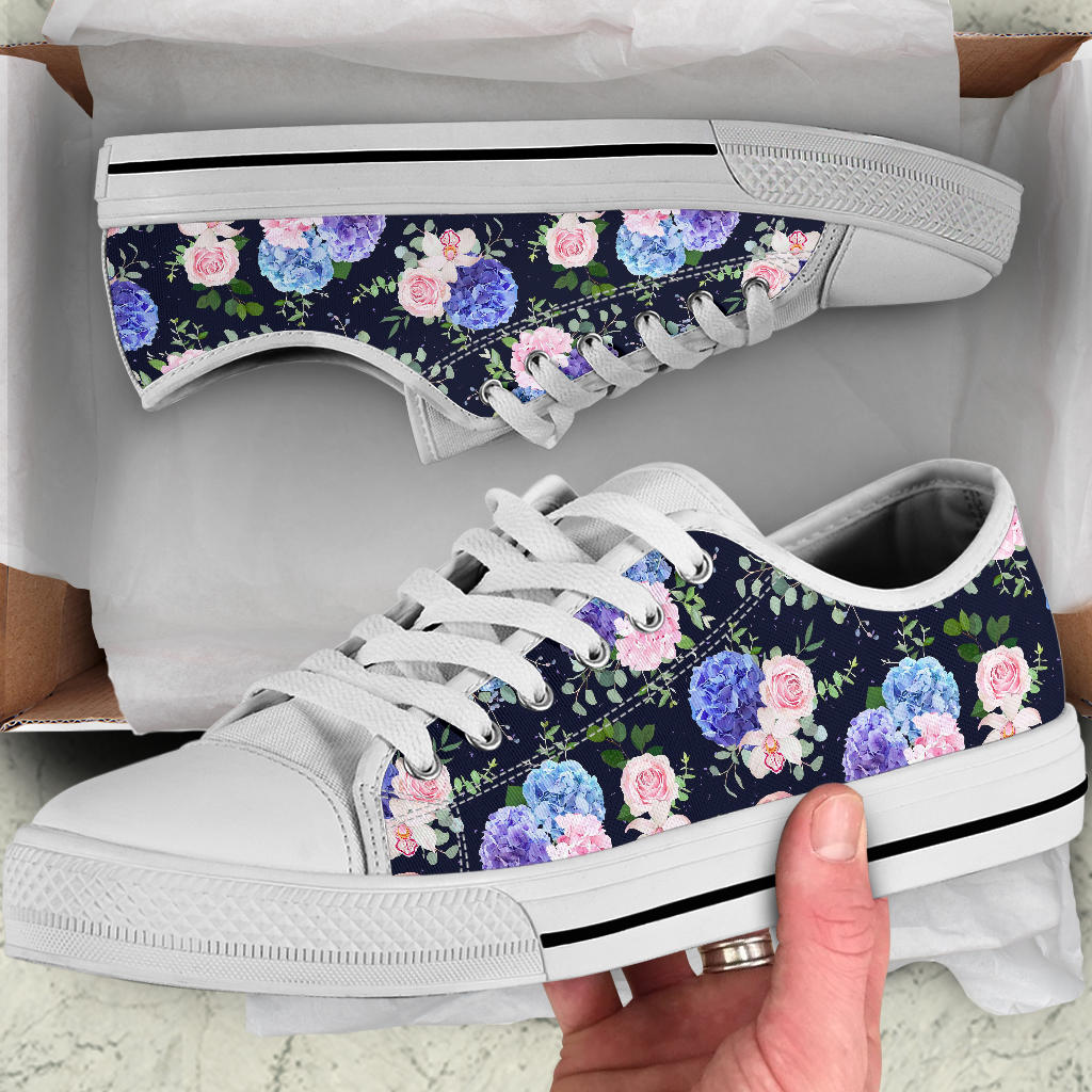 Hydrangea Pattern Print Design HD01 White Bottom Low Top Shoes