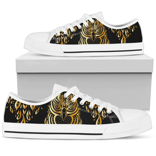 Gold Ornamental Owl Men Low Top Canvas Shoes