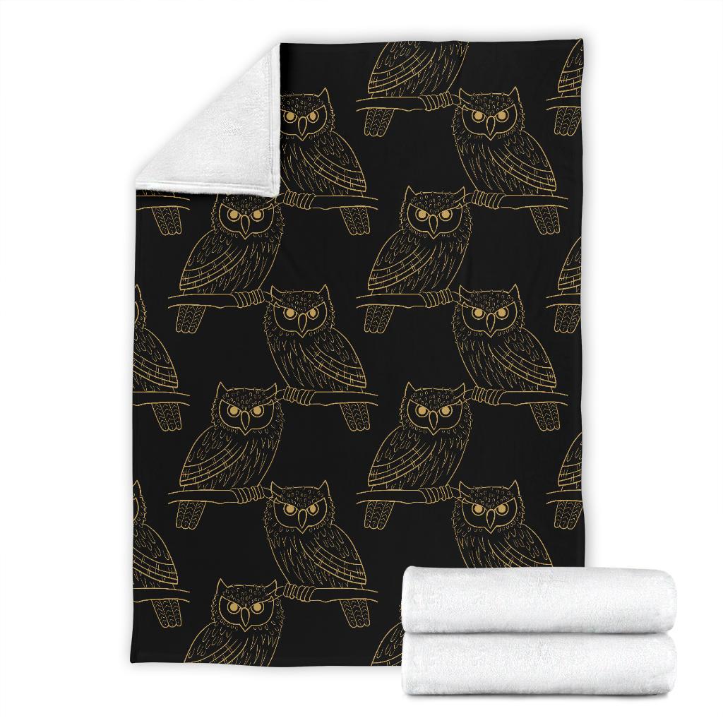 Gold Owl Pattern Fleece Blanket