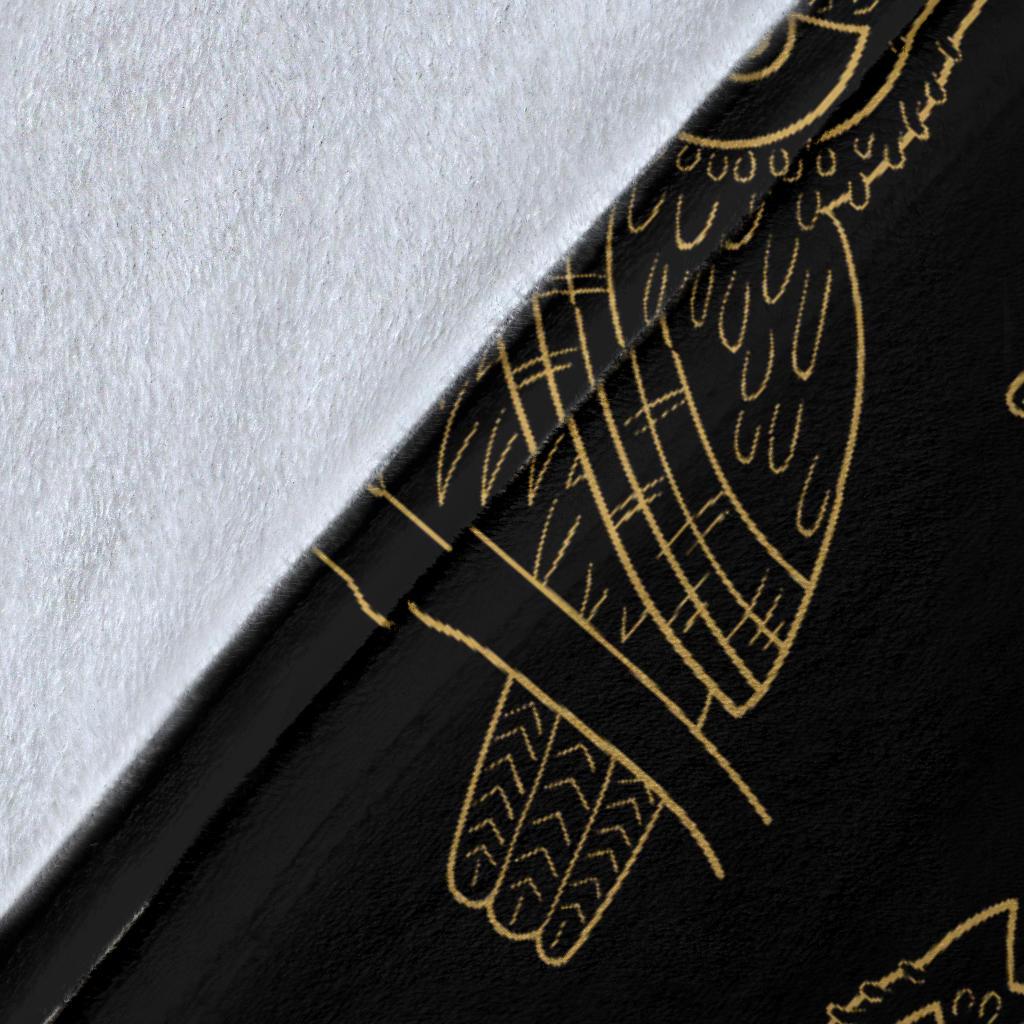 Gold Owl Pattern Fleece Blanket