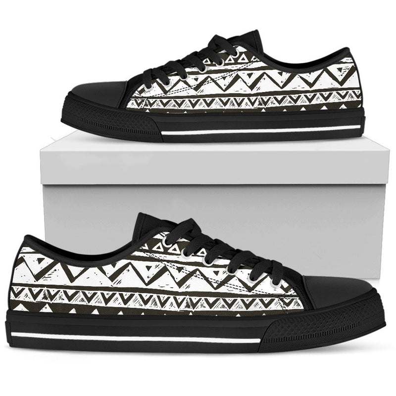 Hand draw Tribal Aztec Men Low Top Shoes