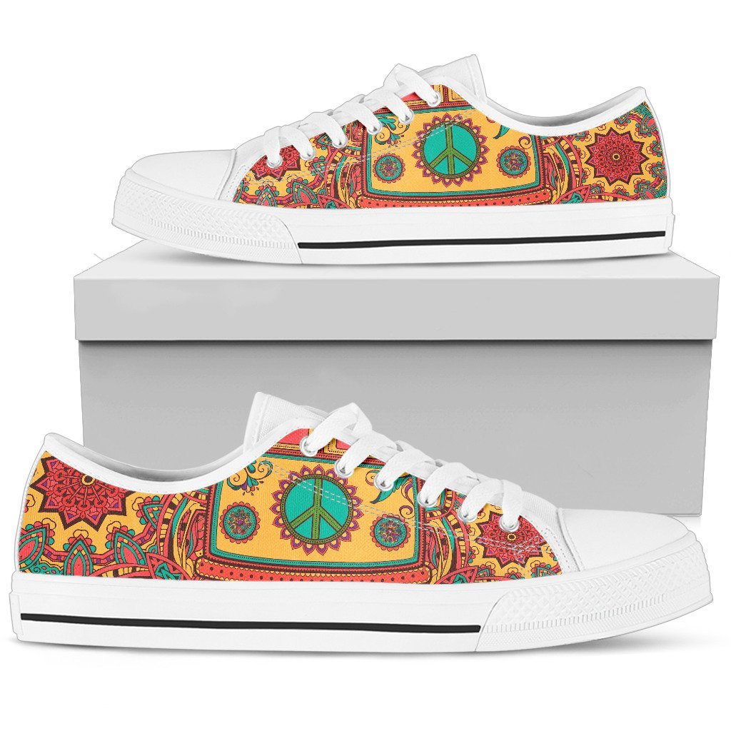 Hippie Van Mandala Women Low Top Canvas Shoes