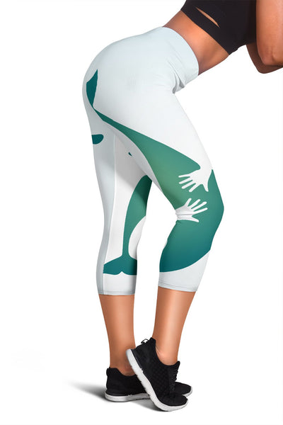 Hug Dolphin Women Capris