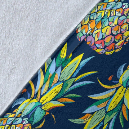 Pineapple Color Art Fleece Blanket