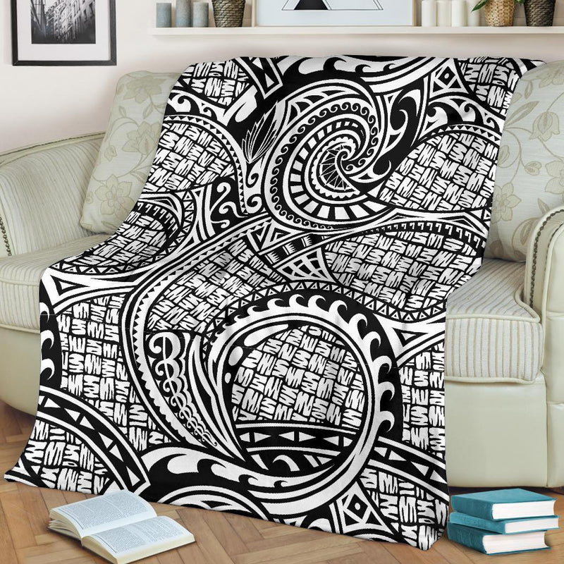 Polynesian Tribal Pattern Fleece Blanket