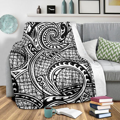 Polynesian Tribal Pattern Fleece Blanket