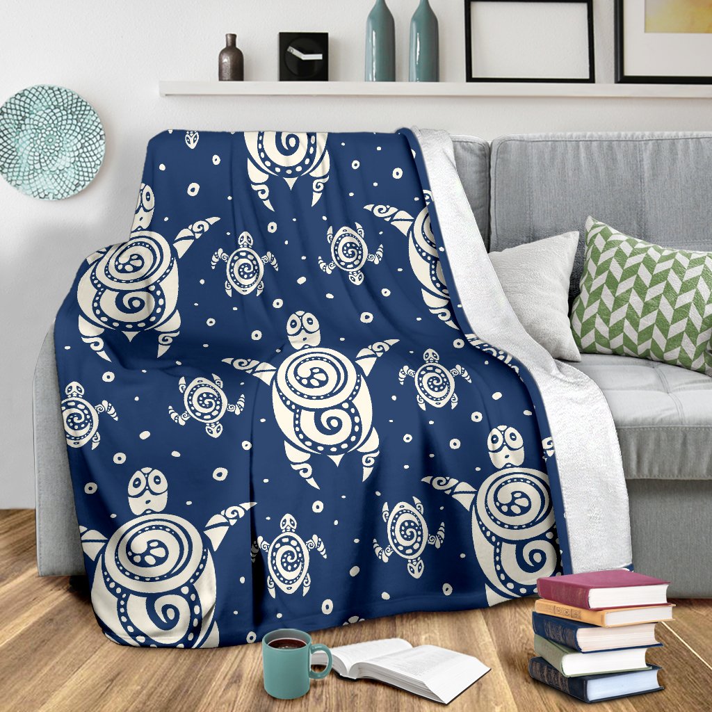 Sea Turtle Tribal Fleece Blanket